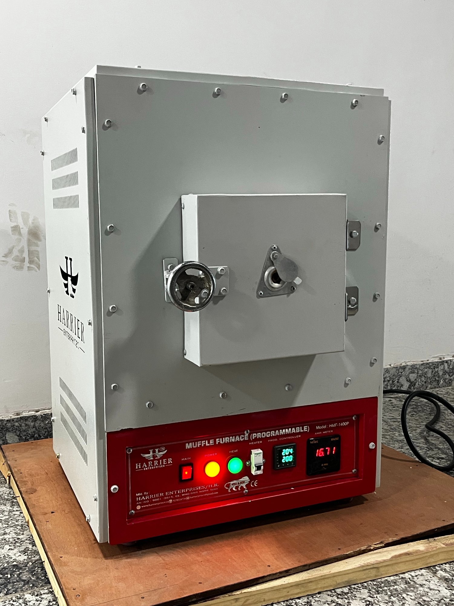 Industrial Furnaces & Ovens